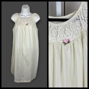 Vintage Yellow Gilead Lace Collar Floral Short Sleeveless Nightgown Small